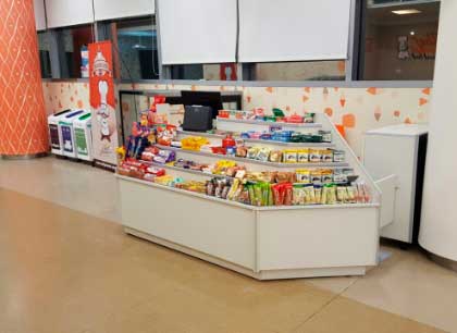 punto de venta de almuerzo más los productos de cafetería y kiosco